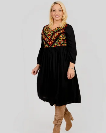 Rochie traditionala evazata neagra cu motiv floral multicolor Ionela 02