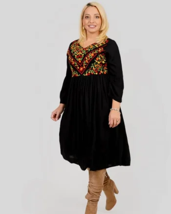 Rochie traditionala evazata neagra cu motiv floral multicolor Ionela 02
