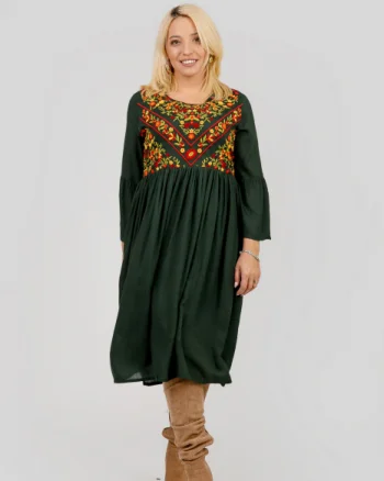 Rochie traditionala evazata verde cu motiv floral multicolor Ionela 03