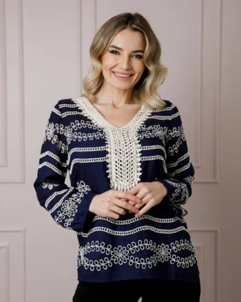 Bluza bleumarin cu motiv floral crem Alessia 01