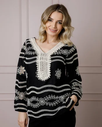Bluza neagra cu motiv floral crem Alessia 02