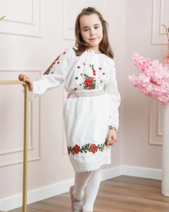 Compleu traditional alb pentru fetite cu motiv floral rosu Darina