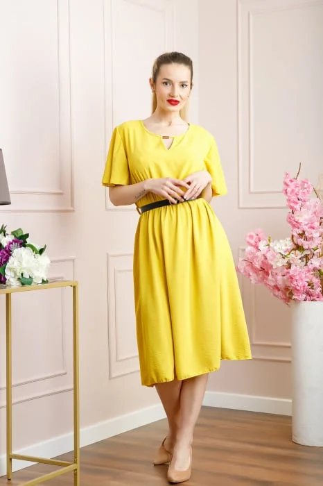 Rochie galbena clos cu curea in talie
