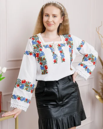 Bluza alba cu motiv floral multicolor Patricia