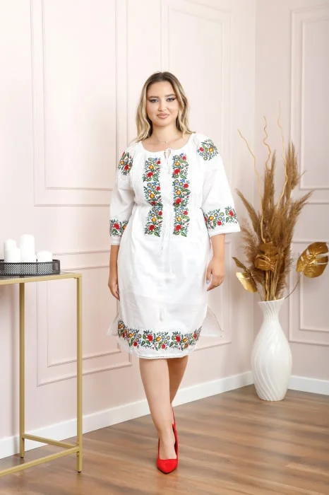 Rochie traditionala alba cu motiv floral multicolor Andreea 02