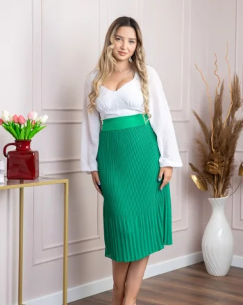 Fusta plisata verde din voal cu elastic in talie
