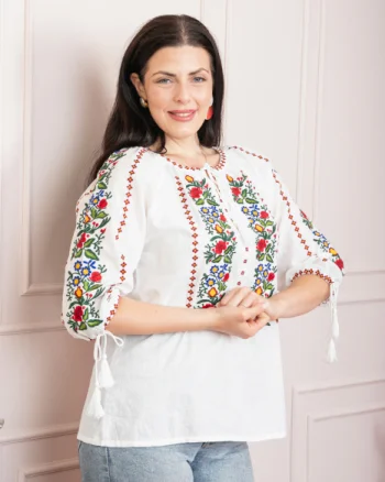 Ie traditionala alba cu motiv floral multicolor Andreea - maneca scurta