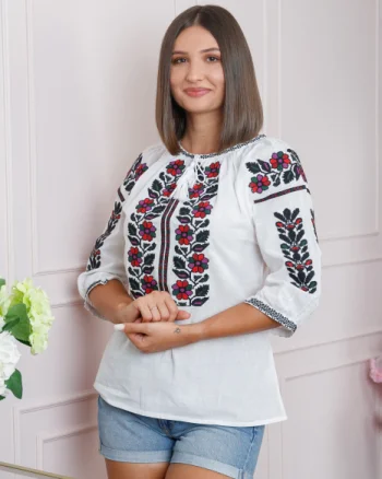 Ie traditionala alba cu motiv floral multicolor Mateea - maneca scurta