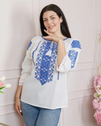 Ie traditionala alba cu motiv floral albastru Adina