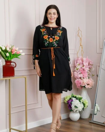 Rochie traditionala neagra cu motiv floral orange Liliana