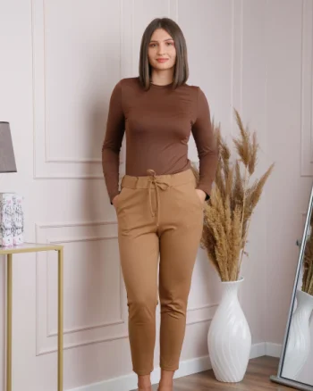 Pantaloni confort casual camel cu snur in talie