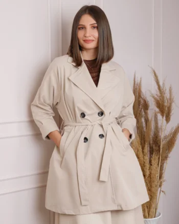 Pardesiu elegant ecru cu cordon si nasturi