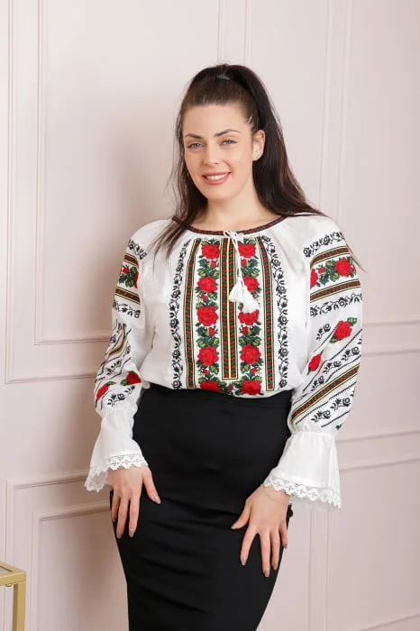 Ie traditionala alba cu motiv floral rosu Clementina 01
