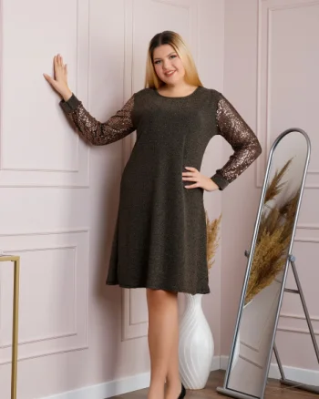 Rochie plus size Scarlett eleganta maro cu paiete