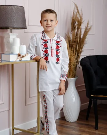 Compleu traditional alb pentru baieti cu motiv floral rosu Calin