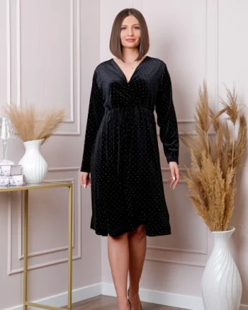 Rochie plus size Eveline din catifea neagra cu strasuri