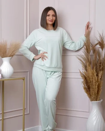 Pijama dama Linda plus size din catifea verde pastel