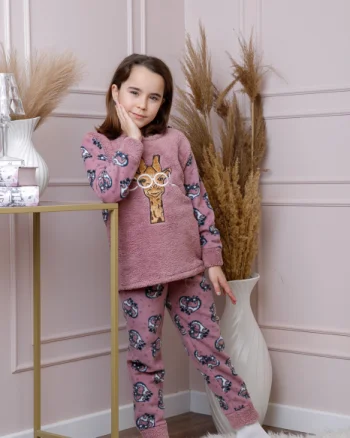 Pijama fetite Daisy din fleece roz prafuit cu model cu girafe