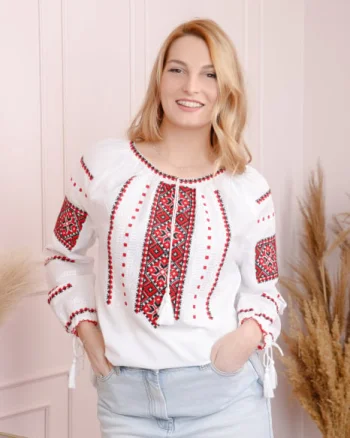 Ie traditionala alba cu motiv geometric rosu Paraschiva 09