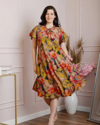 Rochie eleganta Penelope cu baza asimetrica si imprimeu floral - Bej