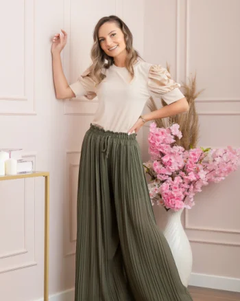 Pantaloni plisati Coraline din voal cu talie elastica - Kaki