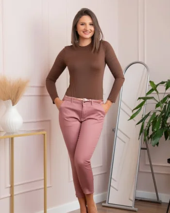 Pantaloni dama roz pudrat conici Blair cu curea si detaliu fundita