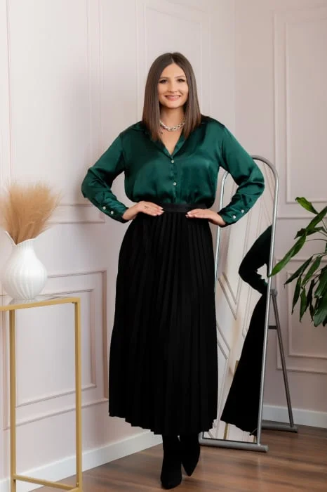 Fusta plisata eleganta Jacqueline cu elastic in talie - Negru
