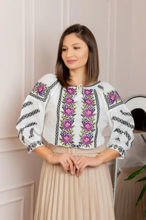 Bluza tip ie alba cu motiv floral mov Iolanda