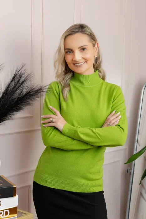 Pulover Ellen din tricot subtire cu guler inalt - Verde praz