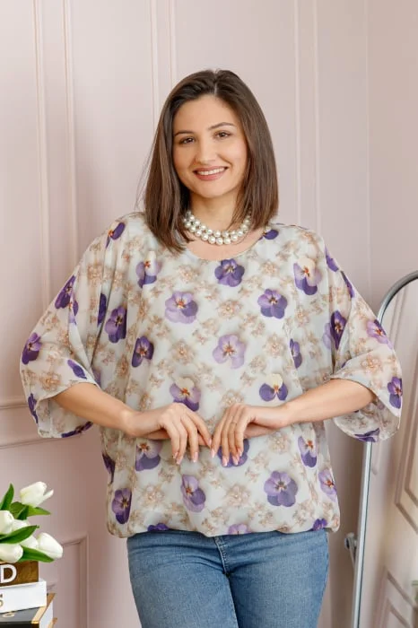 Bluza dama Maddie din voal bej cu imprimeu floral mov
