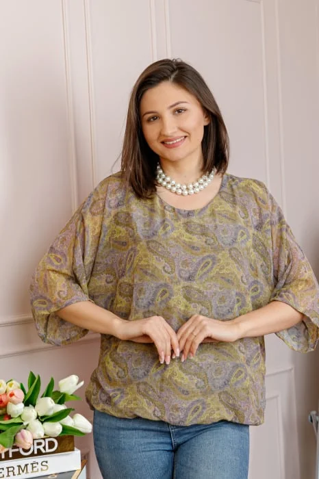 Bluza dama Maddie din voal bej cu imprimeu floral verde olive
