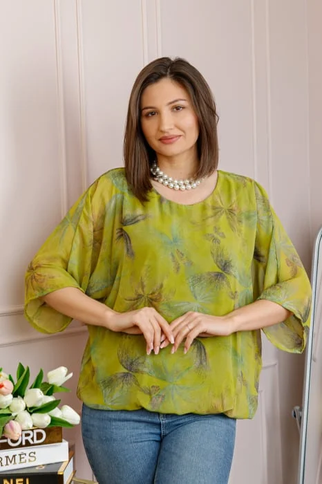 Bluza dama Maddie din voal verde lime cu imprimeu floral verde petrol