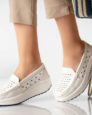 Pantofi dama casual albi piele naturala perla