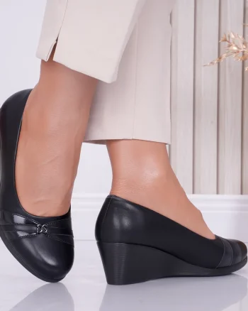 Pantofi dama cu platforma Negri din Piele Ecologica Carolyn