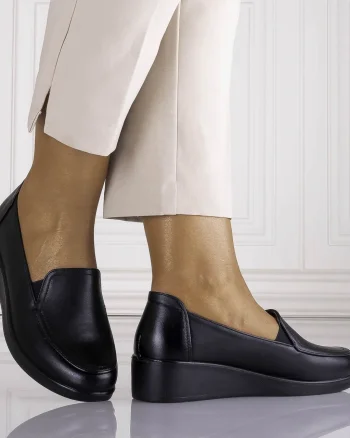 Pantofi dama cu platforma Negri din Piele Ecologica Etoma