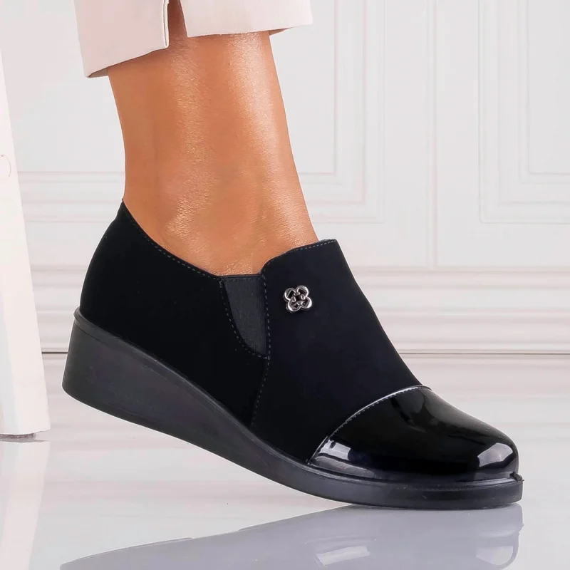 Pantofi dama cu platforma Negri din Piele Ecologica Intoarsa Adinca