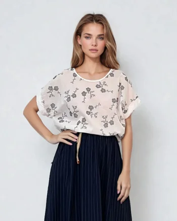Tricou cu flori brodate și șiret în talie alb - Unica S-L