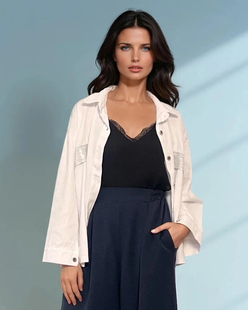 Jachetă stil jeans cu paiete pe buzunare alb - Unica S-L