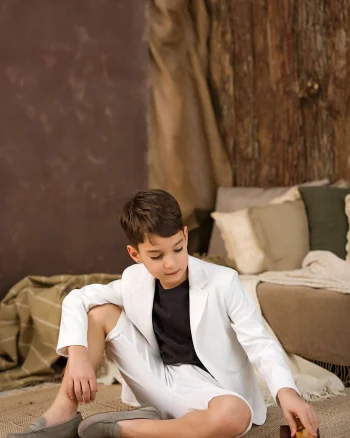 Costum alb elegant din in pentru baieti - Alexander