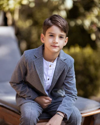 Costum gri elegant din stofa in dungi pentru baieti - Mateo