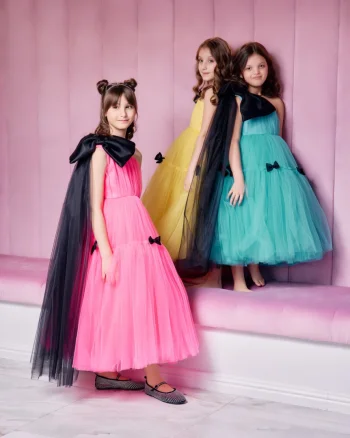 Rochie Eleganta fete, cu fundite negre - 7 ani, 10 ani si 11 ani (produs disponibil in stoc)