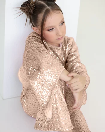 Compleu auriu elegant pentru fete, din paiete bluza cu fulgi naturali si pantalon evazat - Eliana