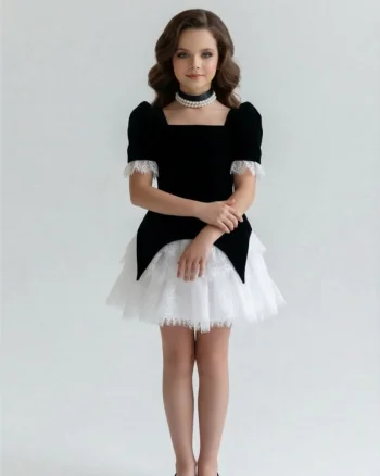 Rochie eleganta din catifea neagra si dantela chantilly pentru fete - Elia