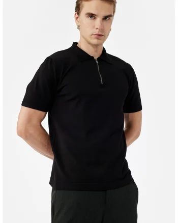 Tricou polo cu fermoar scurt