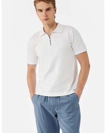 Tricou polo cu fermoar scurt