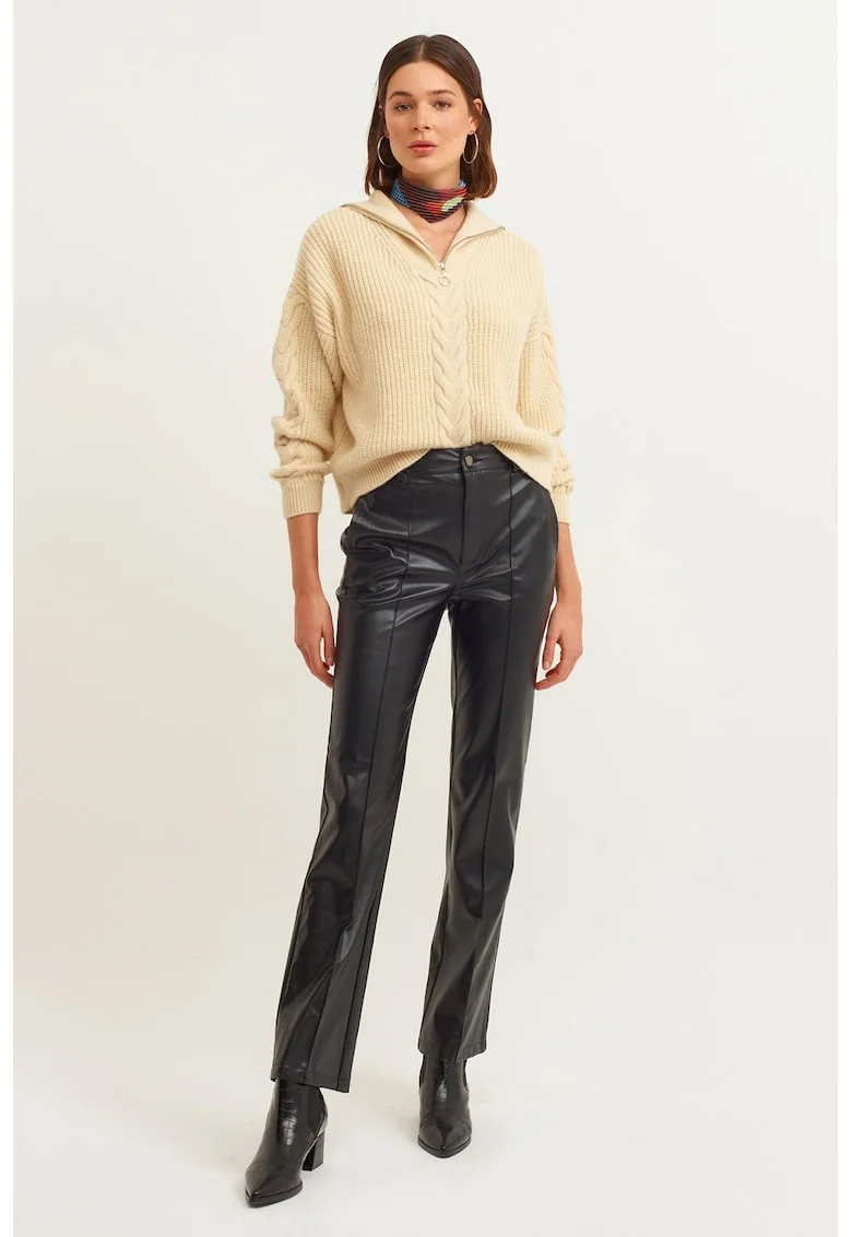 Pantaloni drepti de piele ecologica cu cusaturi frontale, Negru