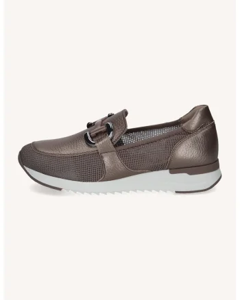 Pantofi loafer de piele si piele ecologica cu detalii perforate, Maro inchis/Alb murdar