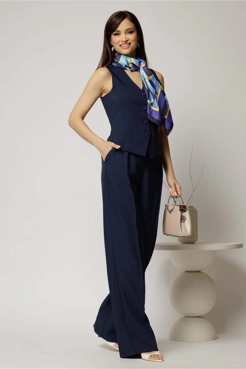 Pantaloni DY Fashion bleumarin cu pliu din talie si banda cu nasture imbracat