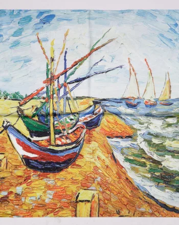 Esarfa patrata cu o singura fata, imprimeu dupa o pictura cu barci pe plaja a lui Van Gogh