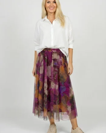 Fusta clos din tulle cu imprimeu pictural multicolor pe fond mov zmeura